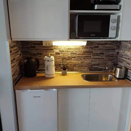 Roberta Apartman1 * Шиофок